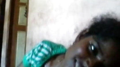 एक आदमी आता है और वह मेरी पत्नी को मेरे सामने सेक्सी पिक्चर दिखाइए इंग्लिश में चोदता है