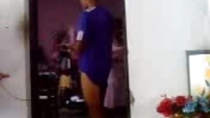 सीढ़ी पर इंग्लिश फिल्म सेक्सी हिंदी में युद्ध की तलाश में