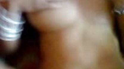 मैं उन्हें अपने कमरे में दो-दो करके चोदता सेक्स की मूवी हिंदी में हूँ