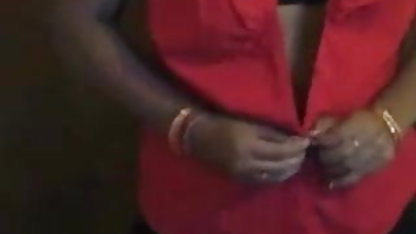 गोरा एक सवारी स्कूल के रूप में अपने पिता सेक्सी फिल्म हिंदी में सेक्सी की कार्यशाला का उपयोग करता है