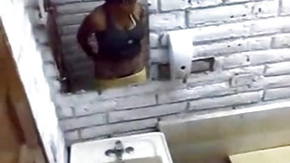 एक एशियाई सेक्सी पिक्चर दिखाइए इंग्लिश में गर्भवती के निप्पल निचोड़