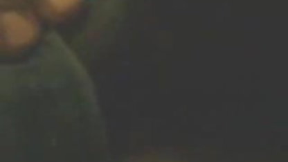 रूसी ने अपने दोस्तों के सामने दोनों बाहों को हिंदी में सेक्सी फिल्म का वीडियो तोड़ दिया