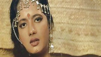 बहुभुज गहरी गधा सेक्सी पिक्चर वीडियो में दिखाएं कर रही है