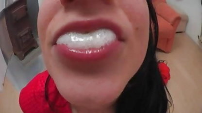 यह बदसूरत सेक्सी पिक्चर फिल्म हिंदी में और मूर्खतापूर्ण है, लेकिन मुझे अंदर चलाने दो