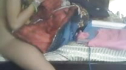 गांड में हिंदी में सेक्सी फिल्म हिंदी में लेकिन कंडोम के साथ