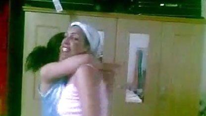 लीटर के हिंदी में सेक्सी मूवी फिल्म सह के साथ एक नंगा नाच