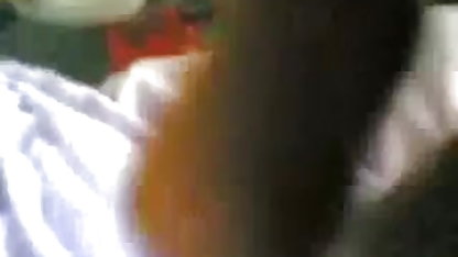 क्लिटोरिस को उत्तेजित करने वाली सेक्सी पिक्चर वीडियो में दिखाइए महिला सह शॉट