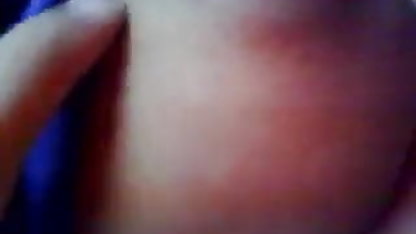 समुद्र पाकिस्तानी सेक्सी फिल्म हिंदी में तट पर एक फूहड़ से मिलने और उसे बकवास