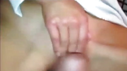 इस तरह से एक सामान्य लड़की इंग्लिश पिक्चर हिंदी में सेक्सी चुदाई करती है