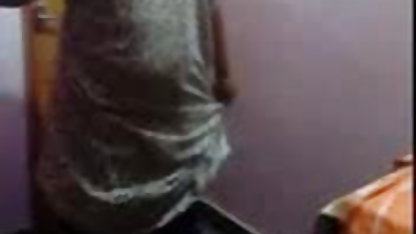 भतीजी अपने मद्रासी में सेक्सी पिक्चर लकवाग्रस्त चाचा को चोदती है