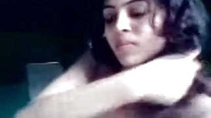 परिपक्व सेक्सी फिल्म वीडियो हिंदी में धनी