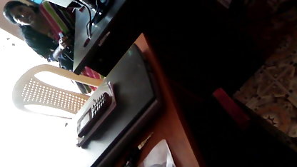 एक गधे को चोदने ब्लू पिक्चर वीडियो में सेक्स के लिए बीच पर देख रहा था