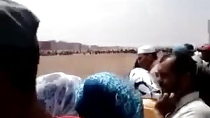 मेरे बॉस मुझसे बहुत खुश सेक्स सेक्स सेक्स फिल्म वीडियो में हैं