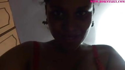 जवान फिल्म सेक्सी फिल्म वीडियो में आदमी अपनी चाची के साथ प्यार में