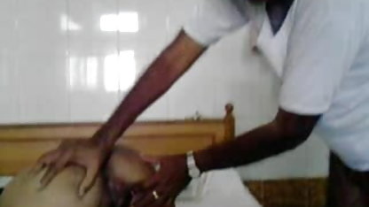 कौन डिक लगाना चाहता है? फुल सेक्सी फिल्में हिंदी में