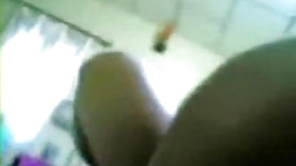 यहाँ बैठो और अपनी माँ से कुछ मत कहना हिंदी में सेक्सी वीडियो फुल मूवी