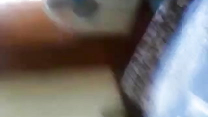 नशे फिल्म सेक्सी फिल्म वीडियो में में टूटे टखने के साथ चलना