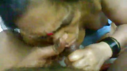 प्रेमिका बीएफ हिंदी में सेक्सी फिल्म वेलेंटाइन के लिए उसे बिल्ली देती है