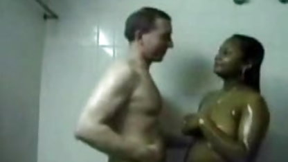 मेज पर सबक सेक्सी फिल्म भेजो सेक्सी में