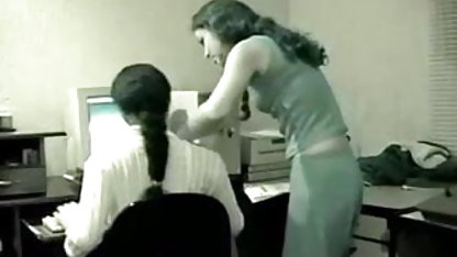 एशियाई सेक्सी में हिंदी मूवी के साथ गुदा सेक्स