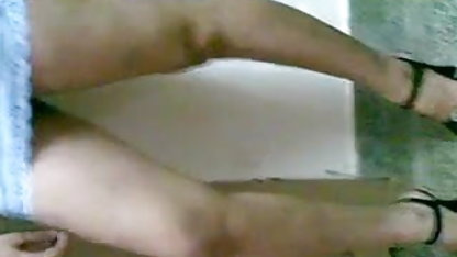 पत्नी ने हिंदी सेक्सी फिल्म वीडियो में अपने पति को चोदने की मांग की