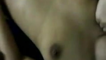 वास्तविक: 2 बहनें नैतिक बाधा को पार करती हैं सेक्स की मूवी हिंदी में