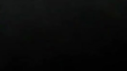 मेरी गांड सेक्सी पिक्चर हिंदी में ब्लू फिल्म दिखा रहा है