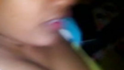 जवान मूवी सेक्सी फिल्म वीडियो में लड़की बालों वाली बिल्ली का दावा करती है