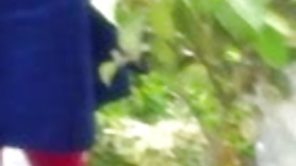 मेरे फिल्म सेक्सी वीडियो में चाचा ने एक कुतिया से शादी की है