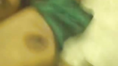 एस्पोसिटा अपनी गर्म गर्म चूत दिखा बीएफ हिंदी में सेक्सी फिल्म रही है