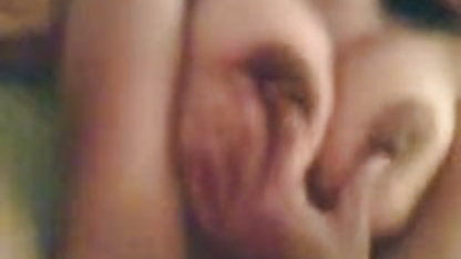 मेरी लड़की पार्क में नग्न होना पसंद सेक्सी हिंदी फिल्म वीडियो में करती है