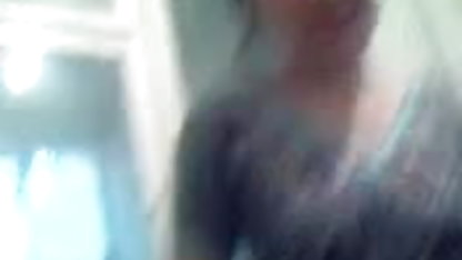 मेरी पत्नी को नग्न प्रदर्शित करना हिंदी में सेक्सी बीएफ फिल्म