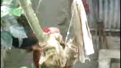 पिता अपनी हिंदी में सेक्सी फिल्म हिंदी में सेक्सी बेटी के अंदर भागता है। अपने पैरों को खोलो डार्लिंग