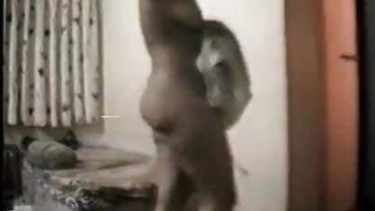 मेरी सेक्सी फिल्म हिंदी वीडियो में कल्पना एक गैंगबैंग है