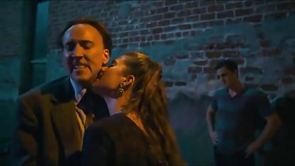 मेरी बेटी की चूत गीली थी जब मैंने उसे अन्दर हिंदी में सेक्सी वीडियो फुल मूवी डाला