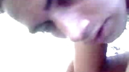 उसका बॉस हिंदी में सेक्सी फिल्म बफ उसे चोदता है