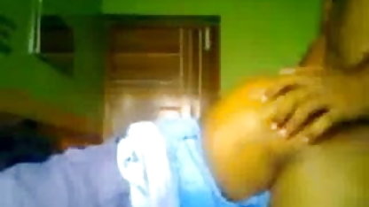 केवल एक बेल्ट सेक्सी हिंदी में बीएफ फिल्म के साथ