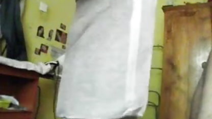 एशियाई शॉवर सेक्सी फिल्म भेजो सेक्सी वीडियो में में हस्तमैथुन करता है