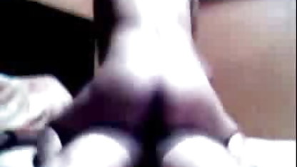 नवविवाहित ने वीडियो में सेक्सी हिंदी फिल्म अपने अधोवस्त्र पहने