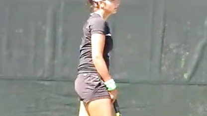 उसके पहले हिंदी सेक्सी फिल्म वीडियो में blowjob कर रहा है