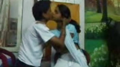 सुनहरे बालों वाली कुतिया को सावधानी सेक्सी फिल्म हिंदी में सेक्सी बरतनी पड़ी