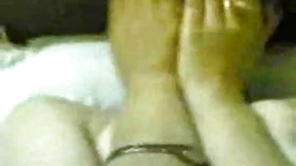 Trampoline पर फिल्म हिंदी में सेक्सी झिझक